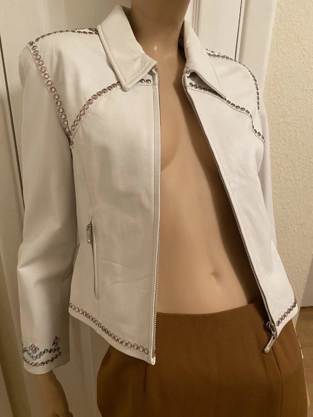 CRIPPLE CREEK Off White Leather Rhinestones Embellished Blingy Jacket S Small - Picture 16 of 16